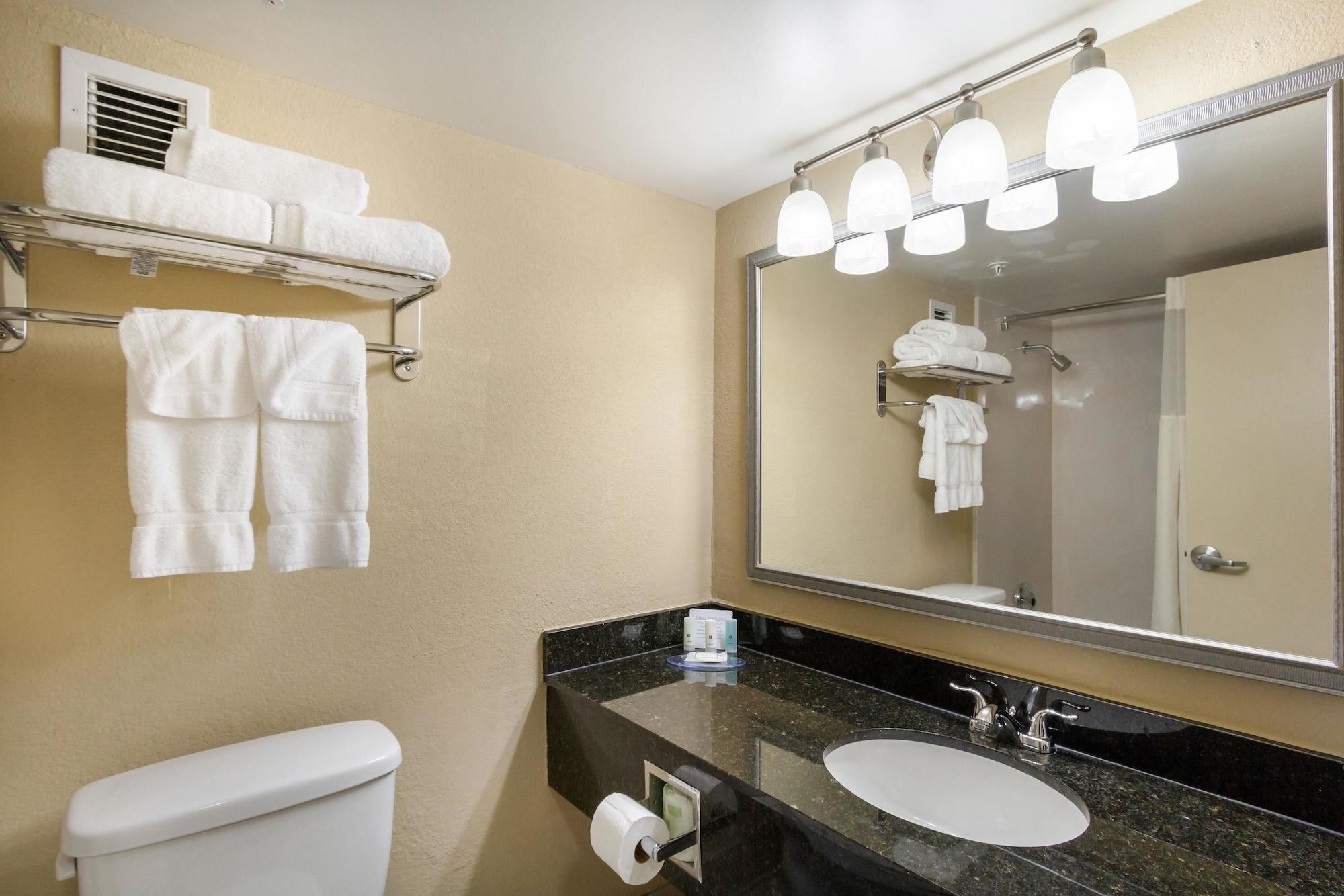 Hotel Clarion Beachwood-cleveland Beachwood